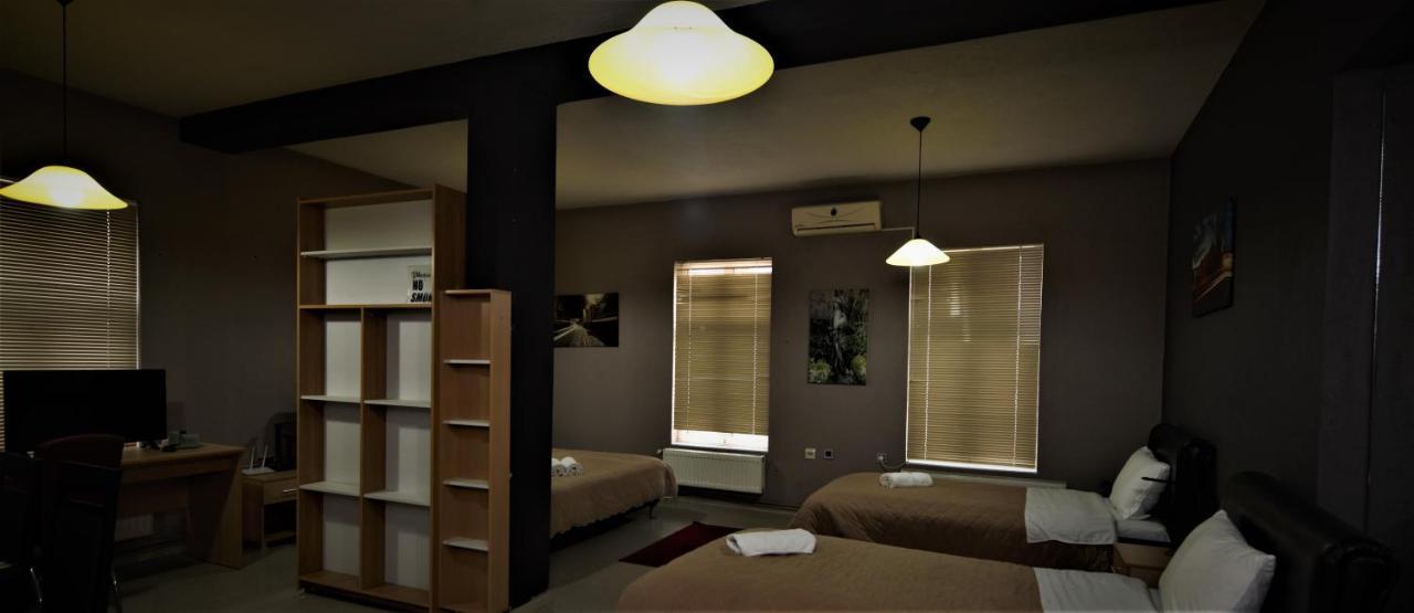 Hotel Ambasador Bitola Ngoại thất bức ảnh
