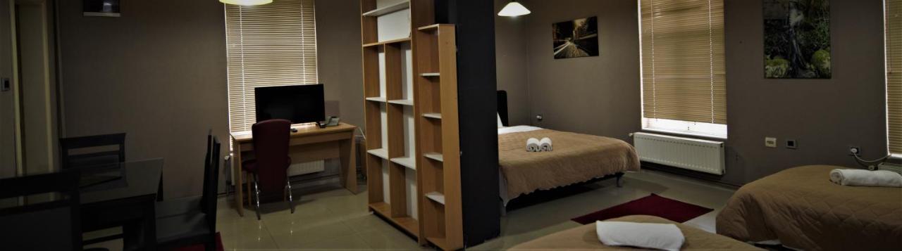 Hotel Ambasador Bitola Ngoại thất bức ảnh